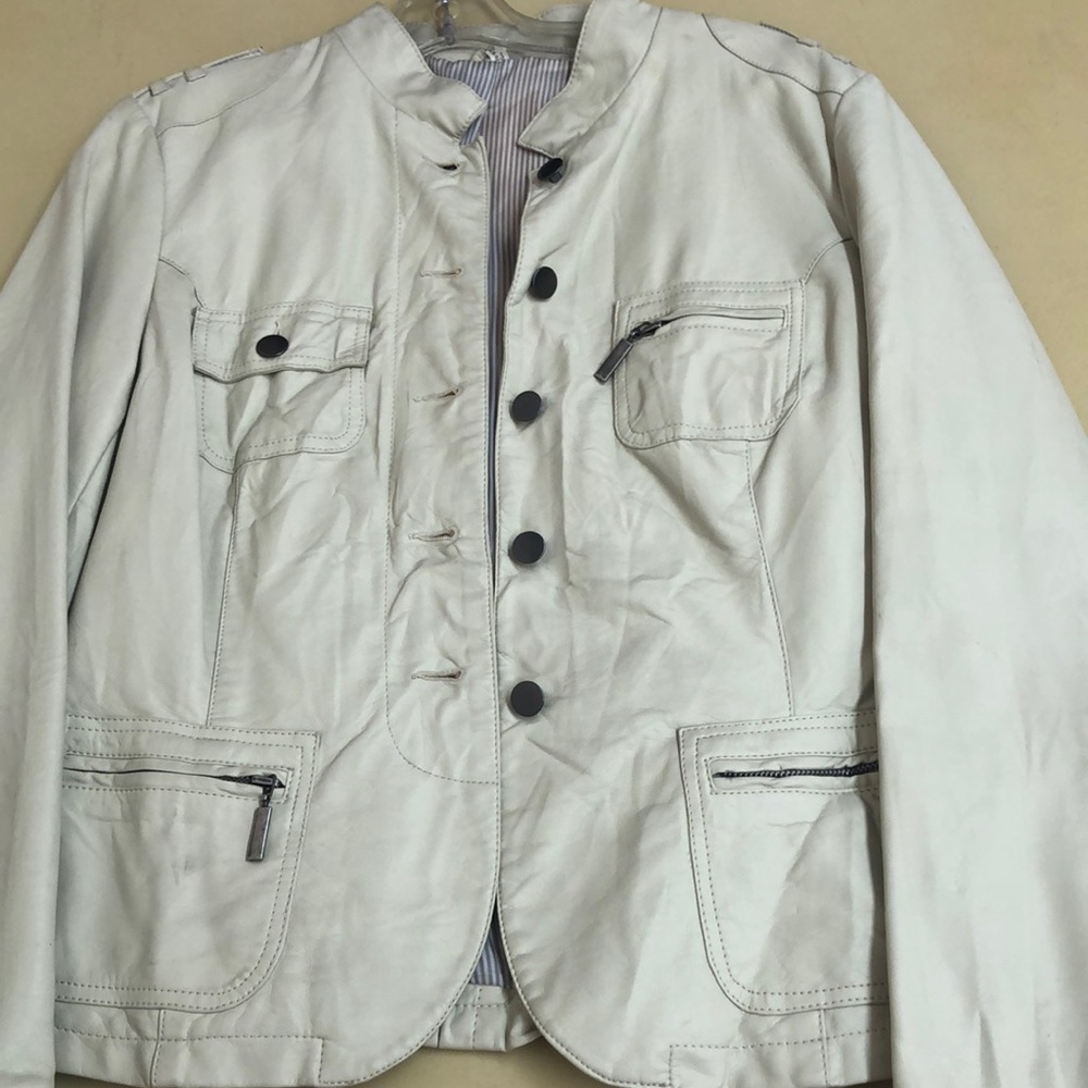 Women’s Beige Jacket